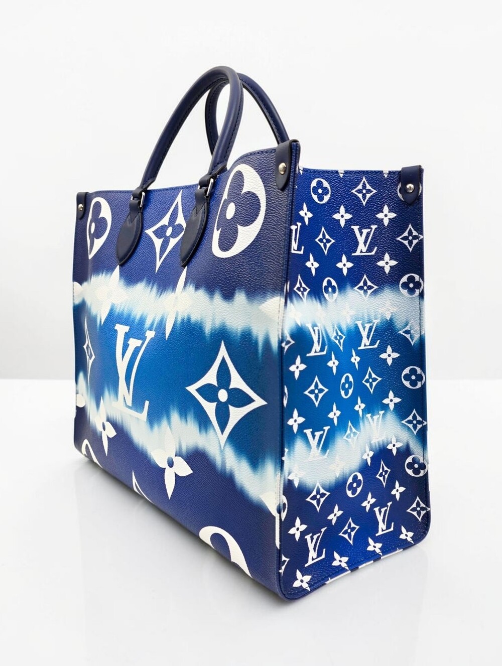 Louis Vuitton Onthego GM Escale Bleu Limited Edition Tote Shoulder Bag - Picture 9 of 16